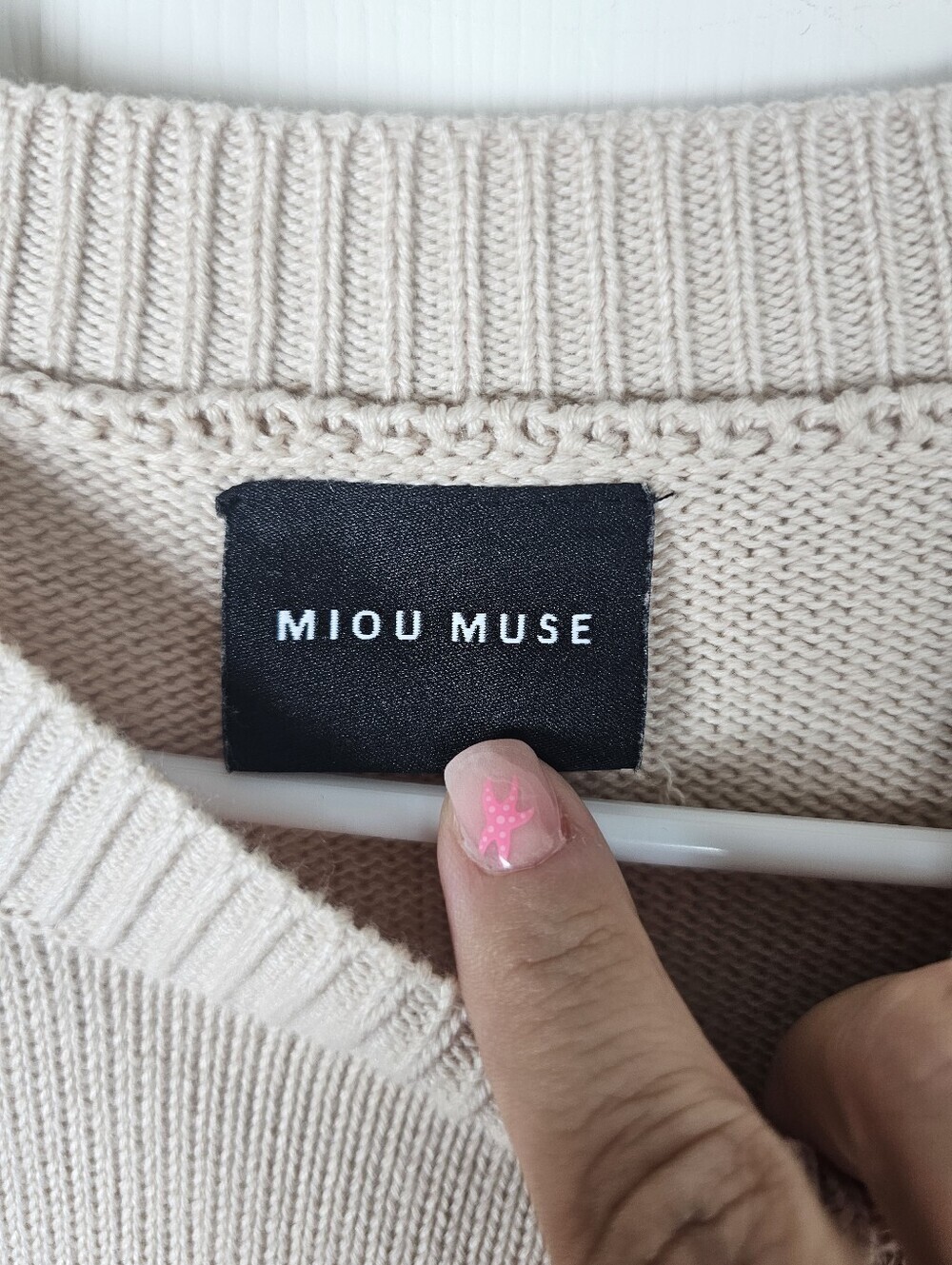 Miou Muse Oversized 65 Smiley Face Comfy Sweater Size S - Picture 2 of 6